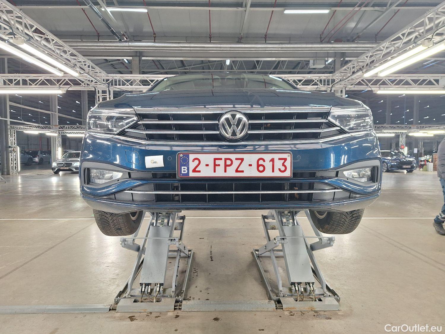  Volkswagen  Passat Volkswagen, Pass.Var, Pass.Var.TDI 120 Style Bus.DSG #32