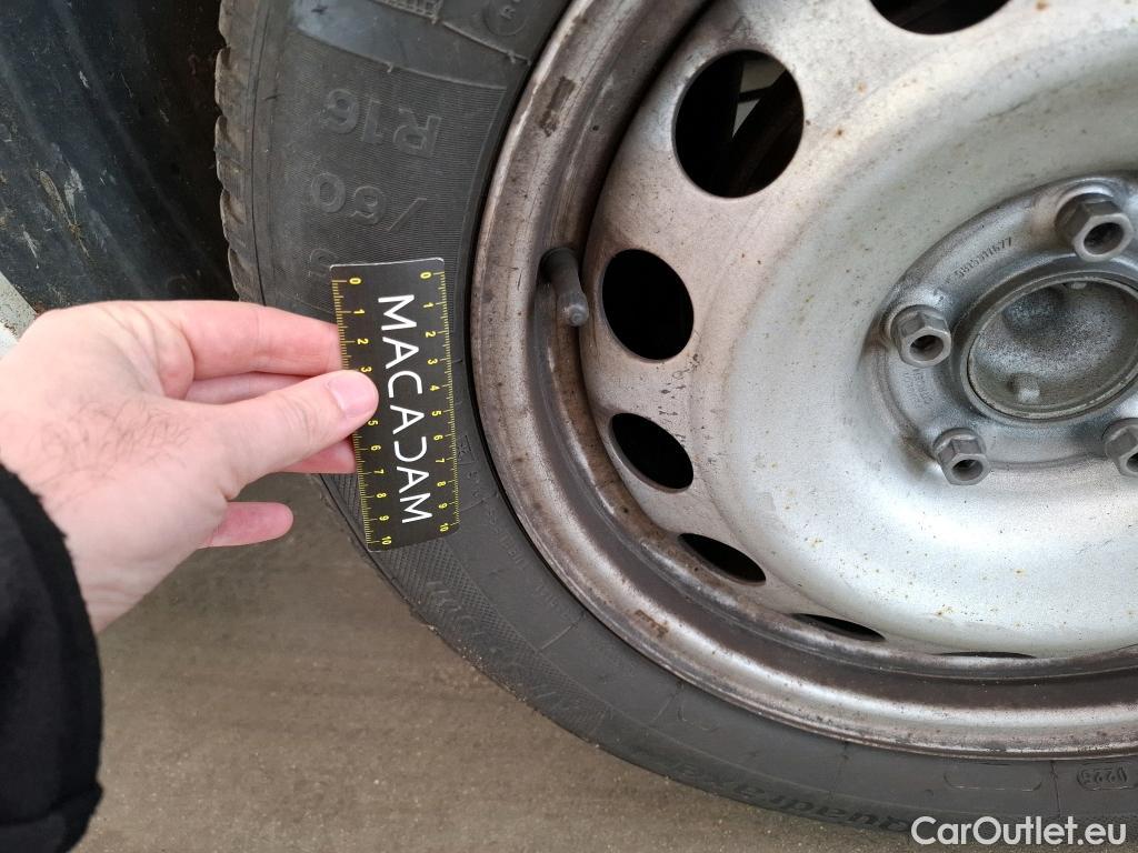  Citroen  Berlingo  Fourgon Driver XL 950 1.5 BlueHDi 100CV BVM5 E6dT #27