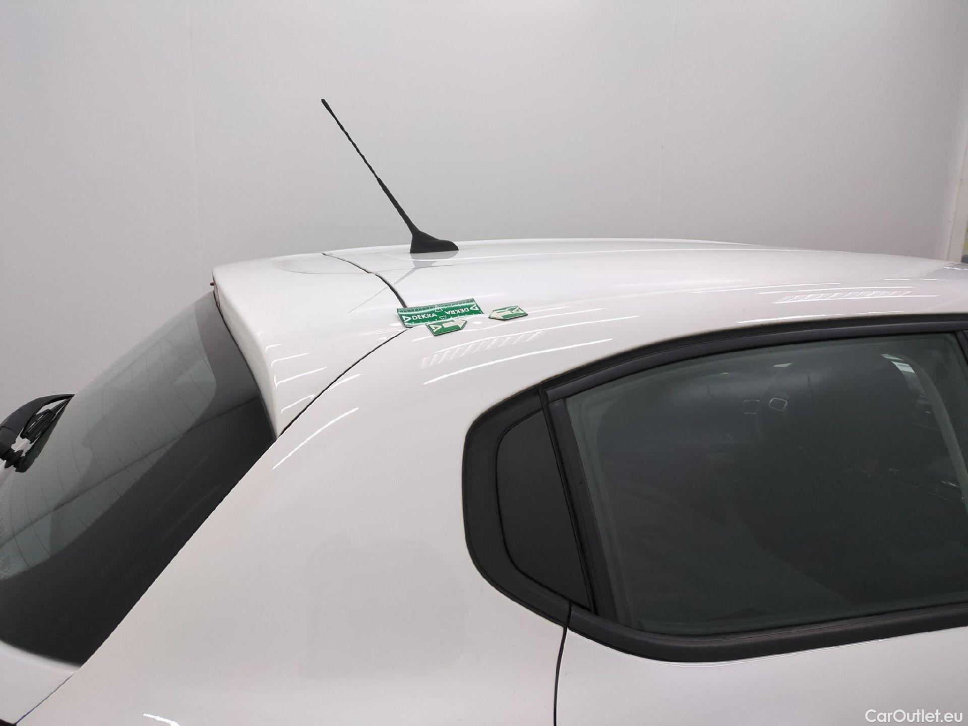  Citroen  C3  Société Feel 1.5 BlueHDI 100CV BVM5 E6dT #20