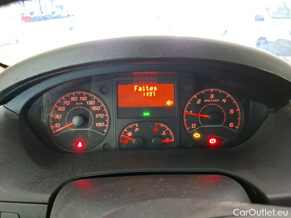  Citroen  Jumper CITROEN  / 2014 / 4P / Fourgon tôlé 33 L1H1 BlueHDi 120 S&S BVM6 Club #77