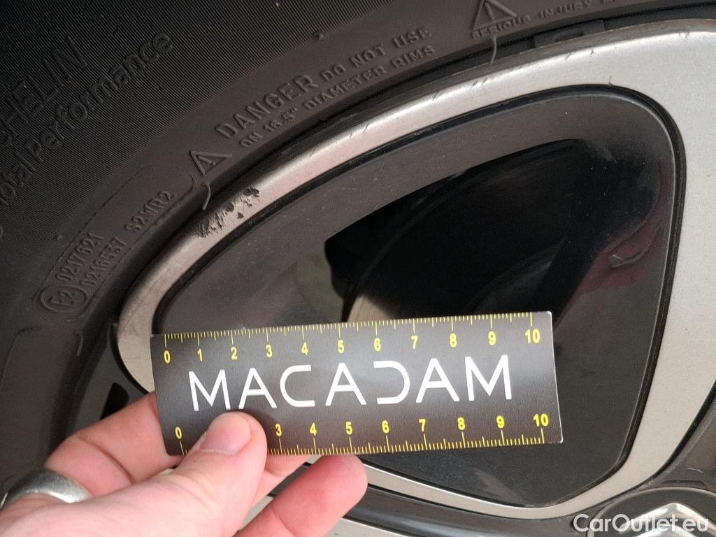  Citroen  C3  Société Feel 1.5 BlueHDI 100CV BVM6 E6d #6