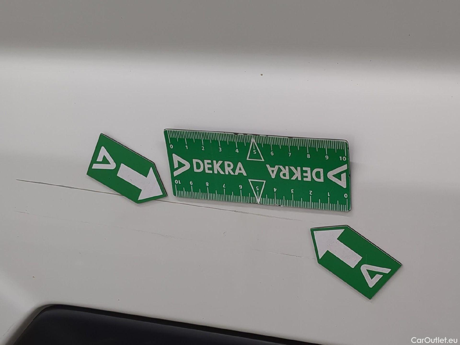  Peugeot  Boxer PEUGEOT  VU 4p Fourgon BLUEHDI 110 PREMIUM 335 L2H2 #18