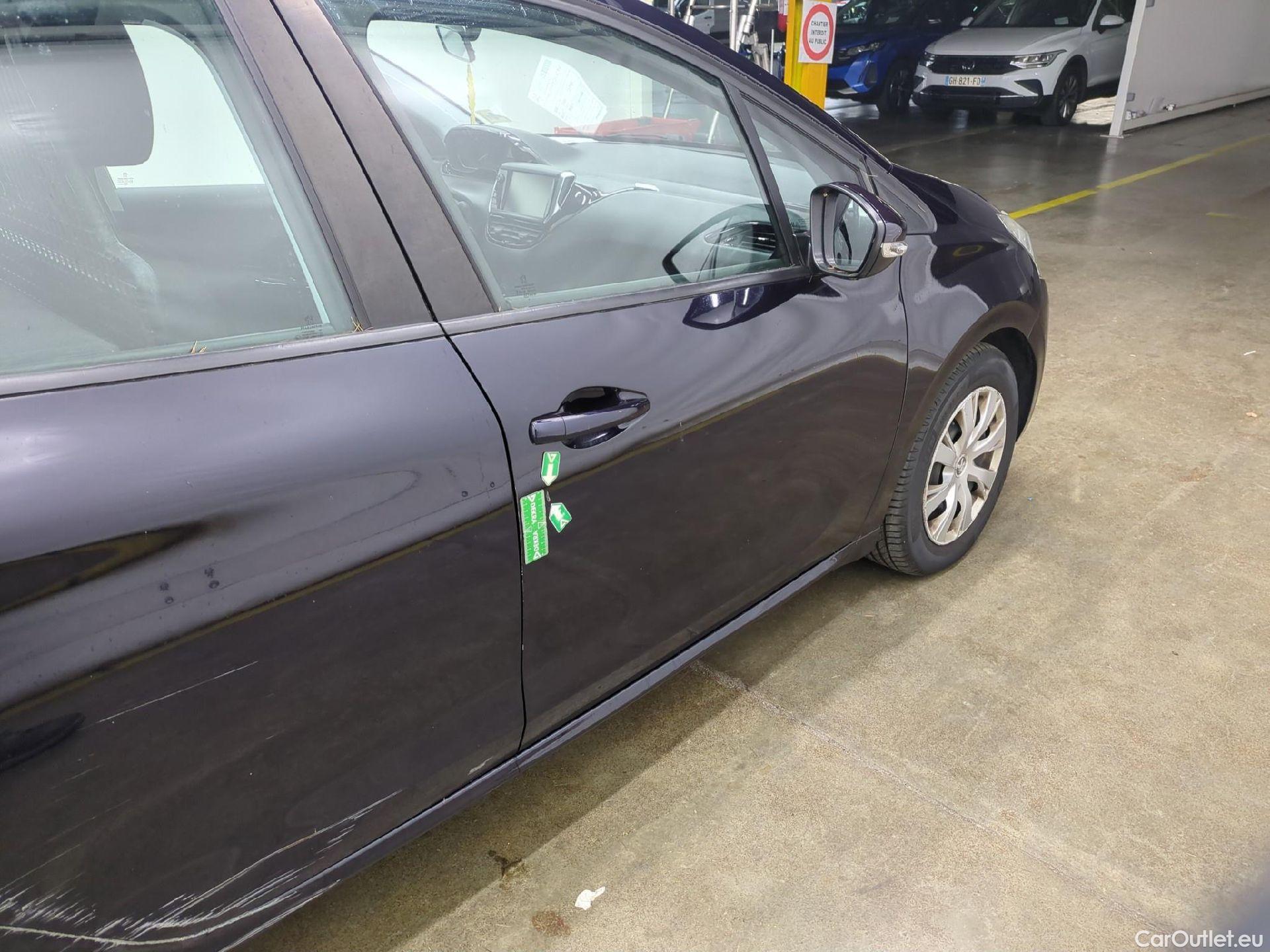  Peugeot  208  Affaire Premium 1.5 HDi 100CV BVM6 E6dT #92