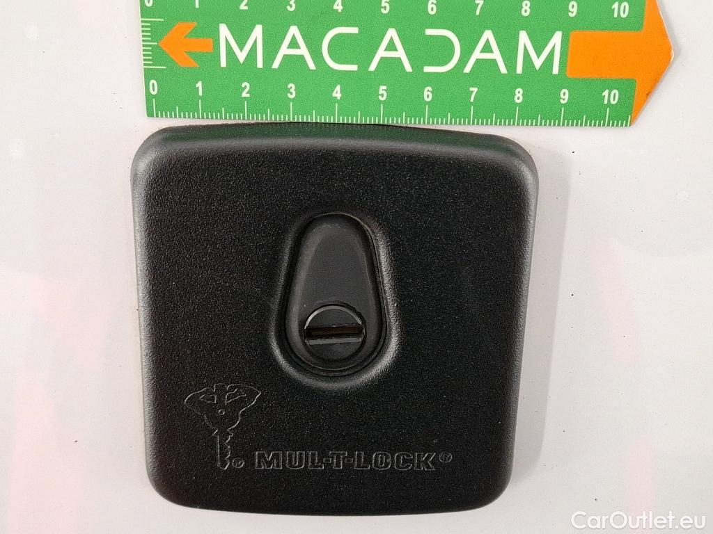  Peugeot  Expert PEUGEOT  / 2016 / 4P / Fourgon tôlé 2.0 BHDI 145 S&S TAILLE M PACK ASPHALT #18