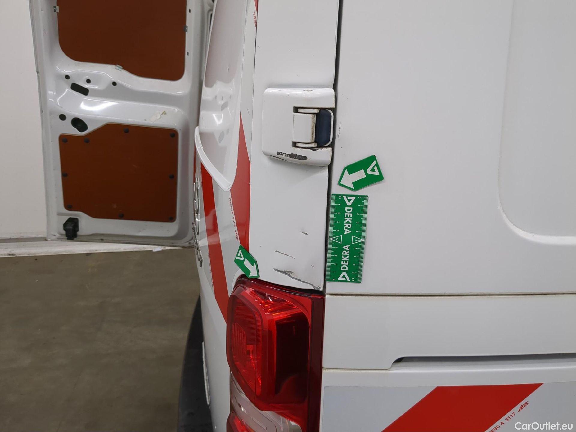  Peugeot  Expert PEUGEOT  VU 4p Fourgon BLUEHDI 95 STANDARD PREMIUM #3