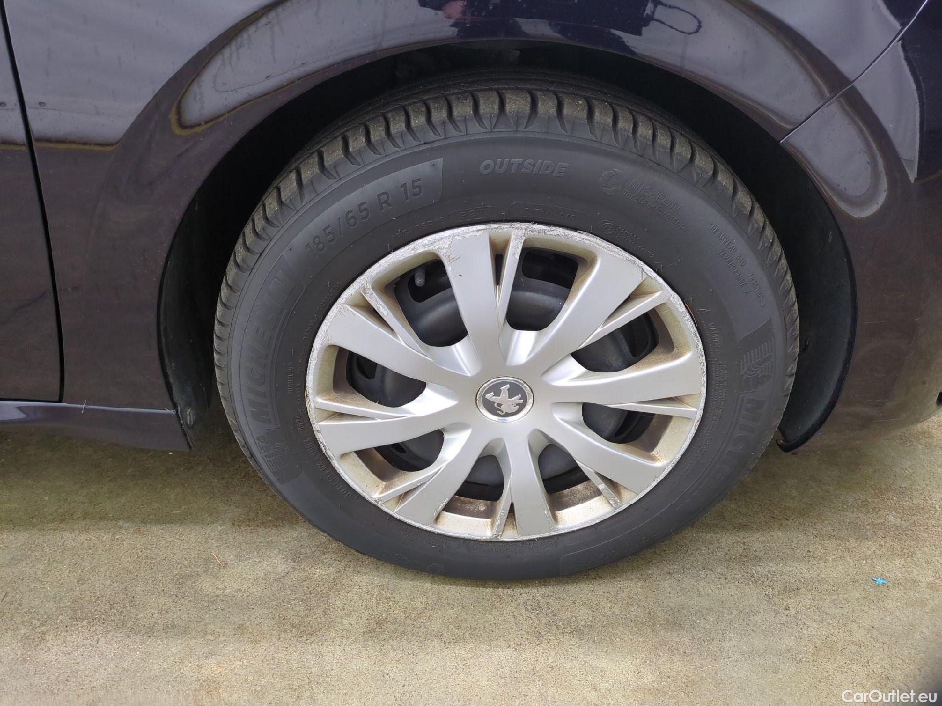  Peugeot  208  Affaire Premium 1.5 HDi 100CV BVM6 E6dT #18