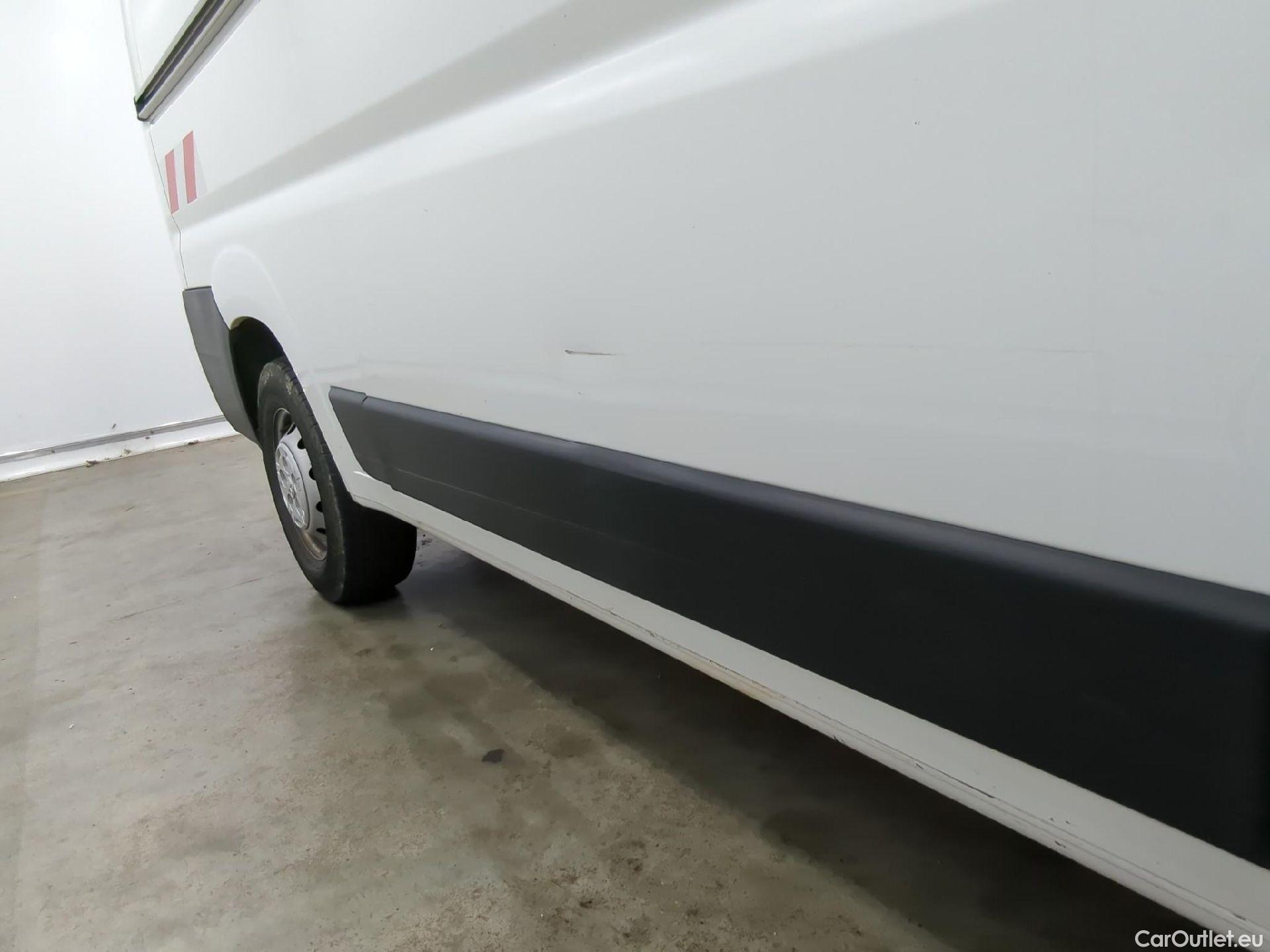  Peugeot  Boxer PEUGEOT  VU 4p Fourgon BLUEHDI 110 PREMIUM 335 L2H2 #51