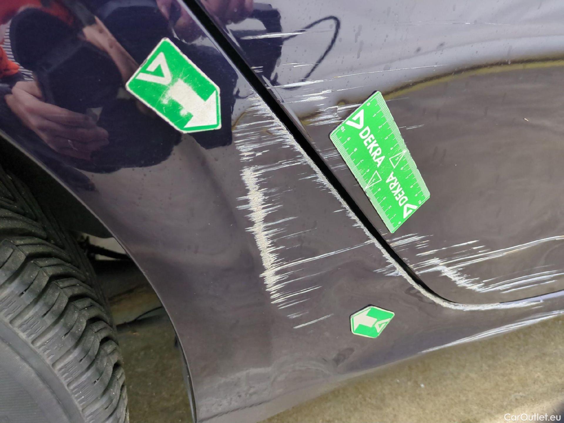  Peugeot  208  Affaire Premium 1.5 HDi 100CV BVM6 E6dT #77