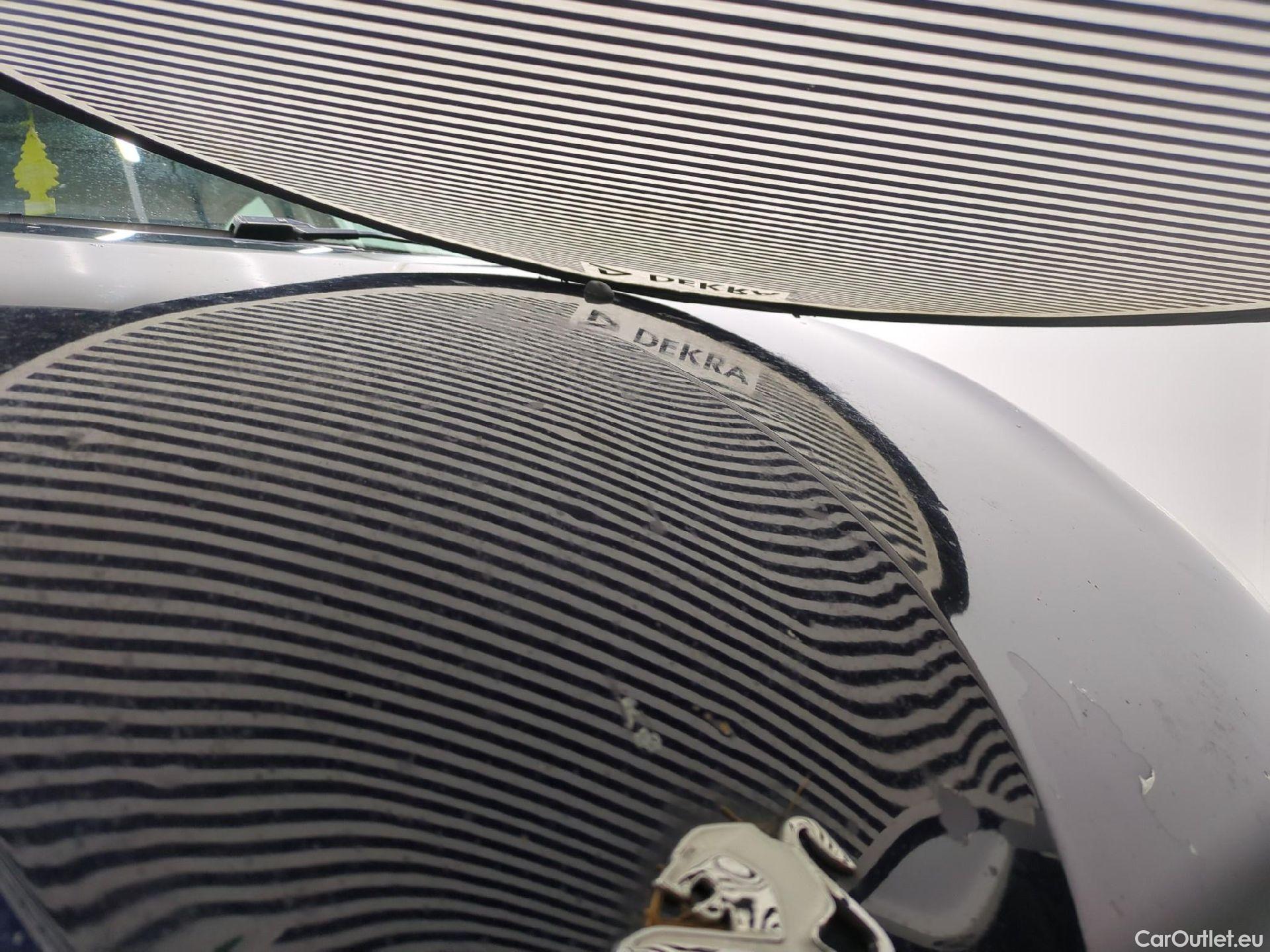  Peugeot  208  Affaire Premium 1.5 HDi 100CV BVM6 E6dT #96