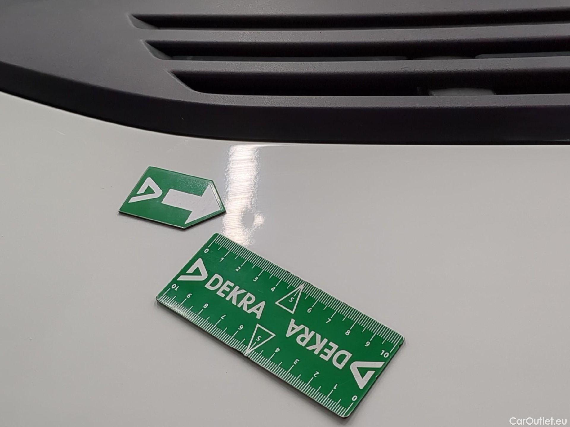  Peugeot  Boxer PEUGEOT  VU 4p Fourgon BLUEHDI 110 PREMIUM 335 L2H2 #52