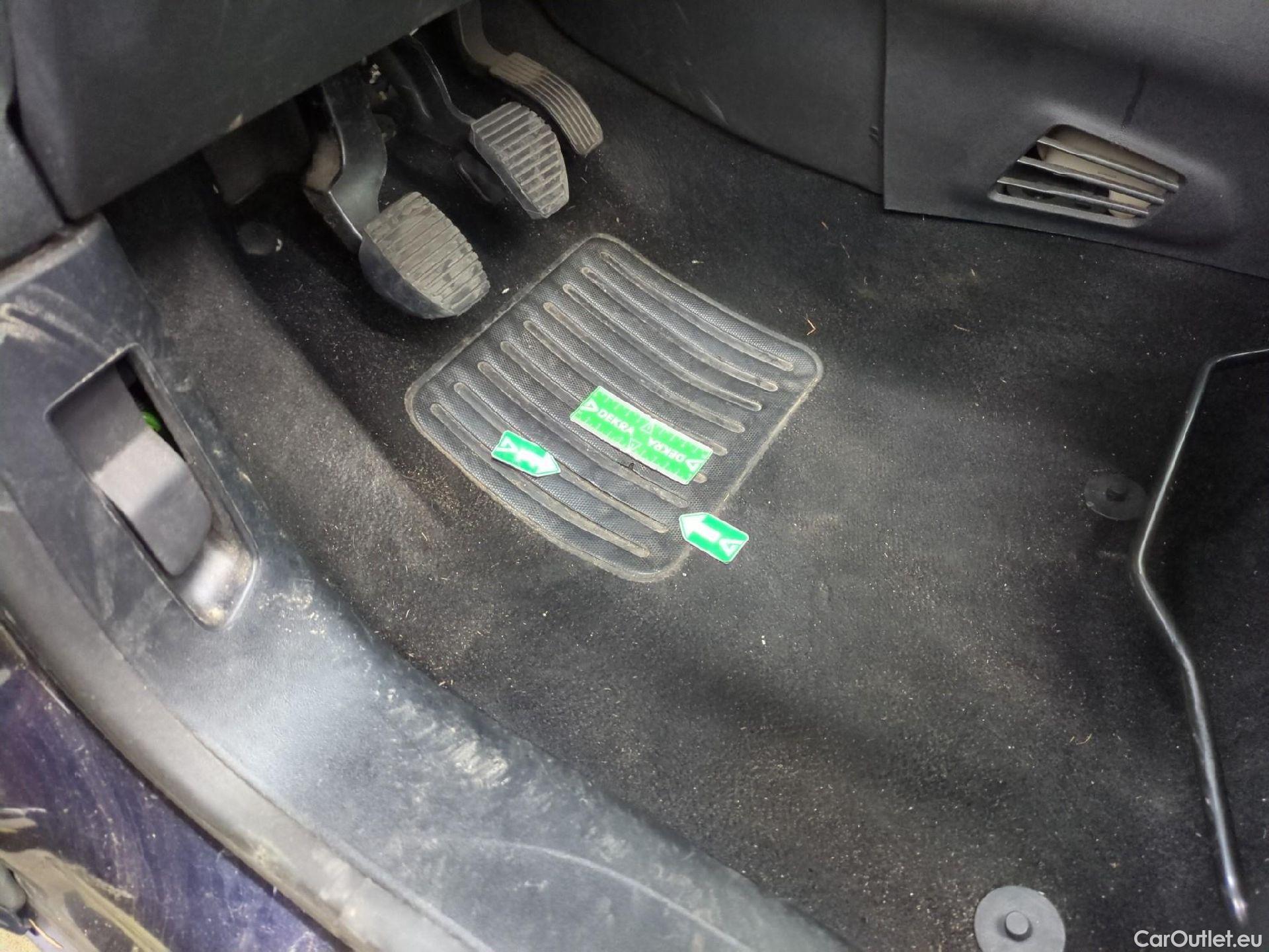  Peugeot  208  Affaire Premium 1.5 HDi 100CV BVM6 E6dT #3