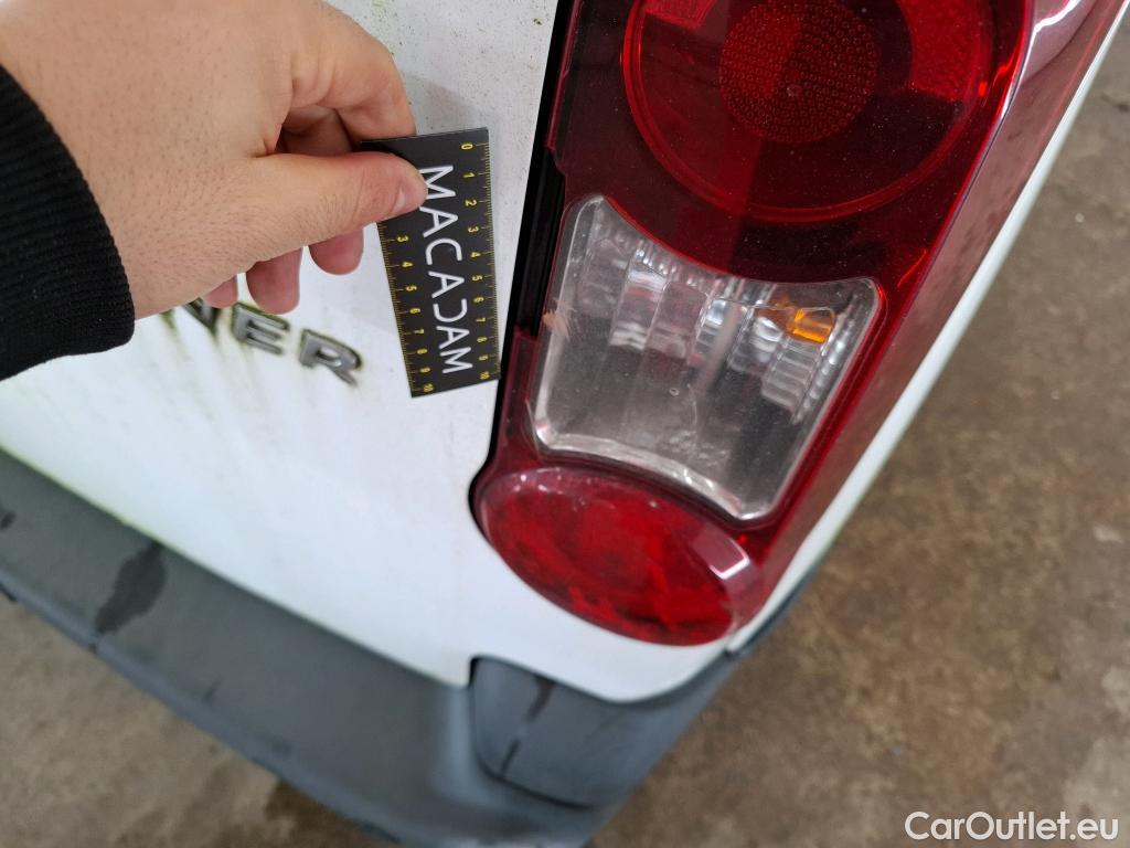  Peugeot  Partner  L1 Premium Pack 1.6 HDi 100CV BVM5 E6 #4