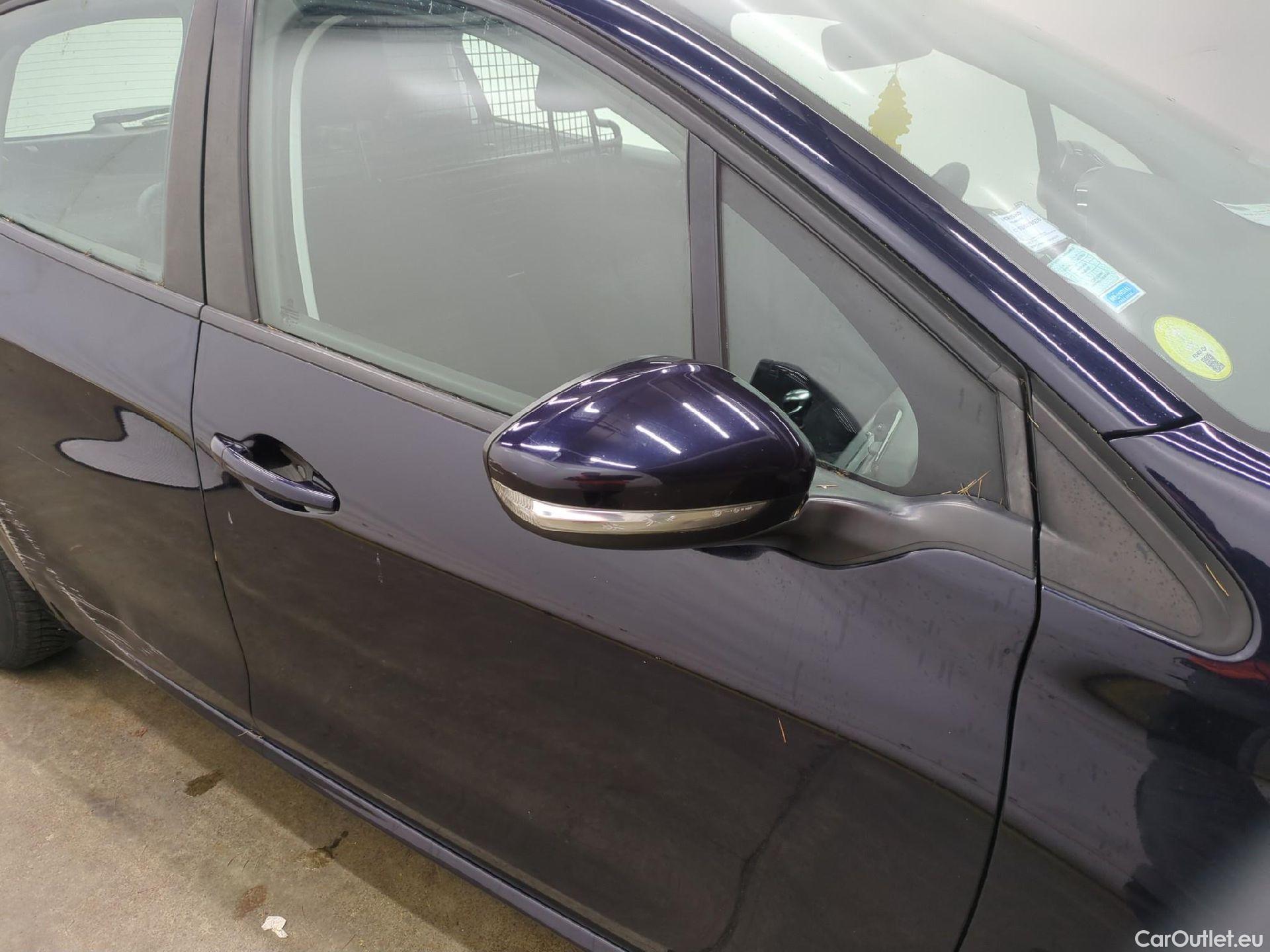  Peugeot  208  Affaire Premium 1.5 HDi 100CV BVM6 E6dT #87