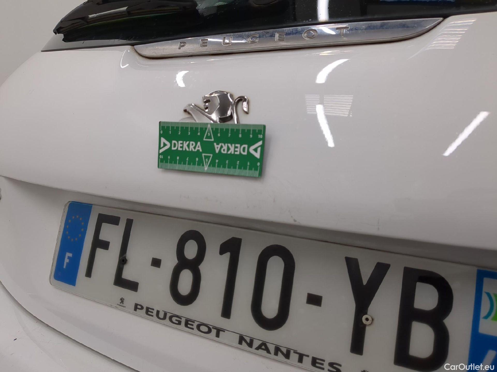  Peugeot  208  Affaire Premium 1.5 HDi 100CV BVM5 E6dT #47