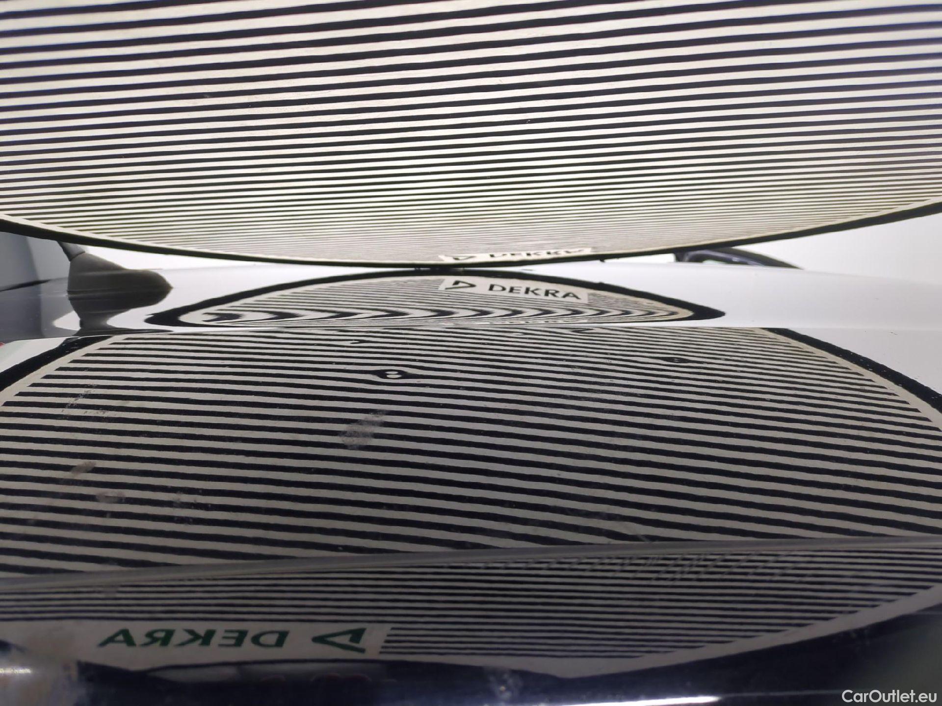  Peugeot  208  Affaire Premium 1.5 HDi 100CV BVM6 E6dT #52