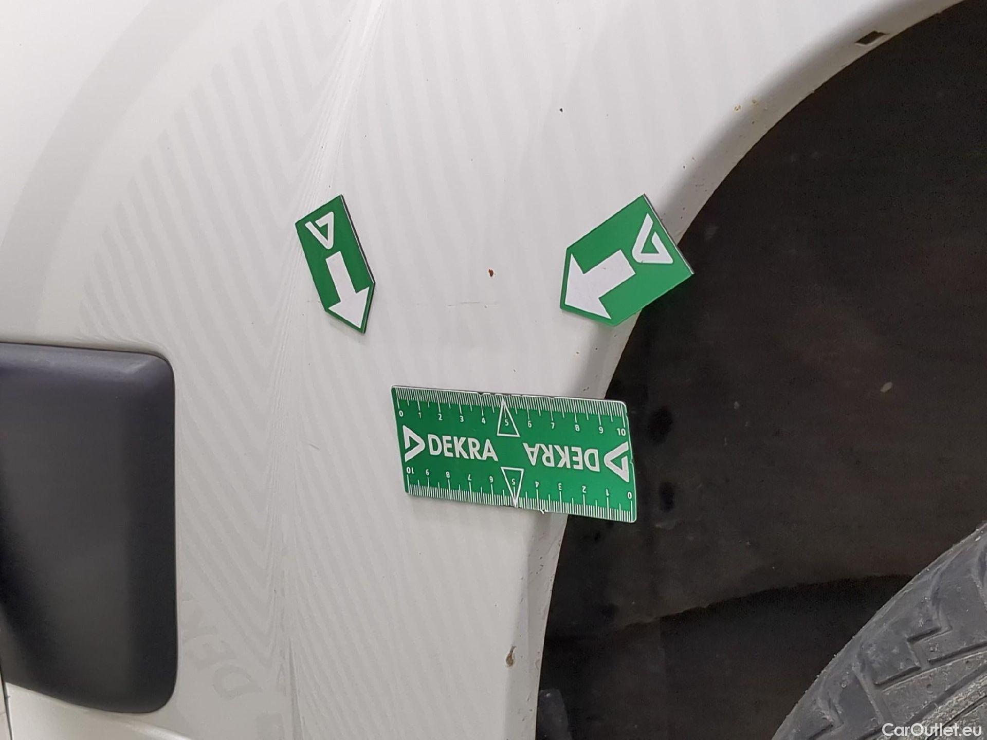  Peugeot  Boxer PEUGEOT  VU 4p Fourgon BLUEHDI 110 PREMIUM 335 L2H2 #20