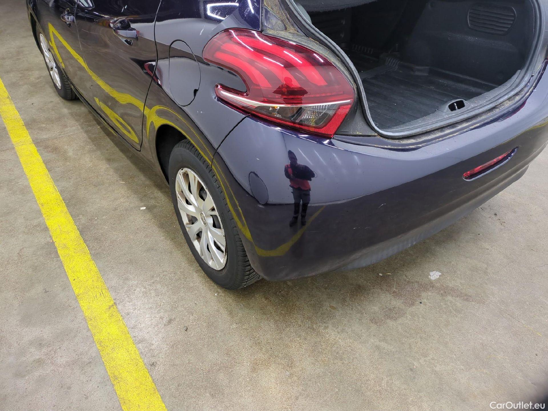  Peugeot  208  Affaire Premium 1.5 HDi 100CV BVM6 E6dT #61