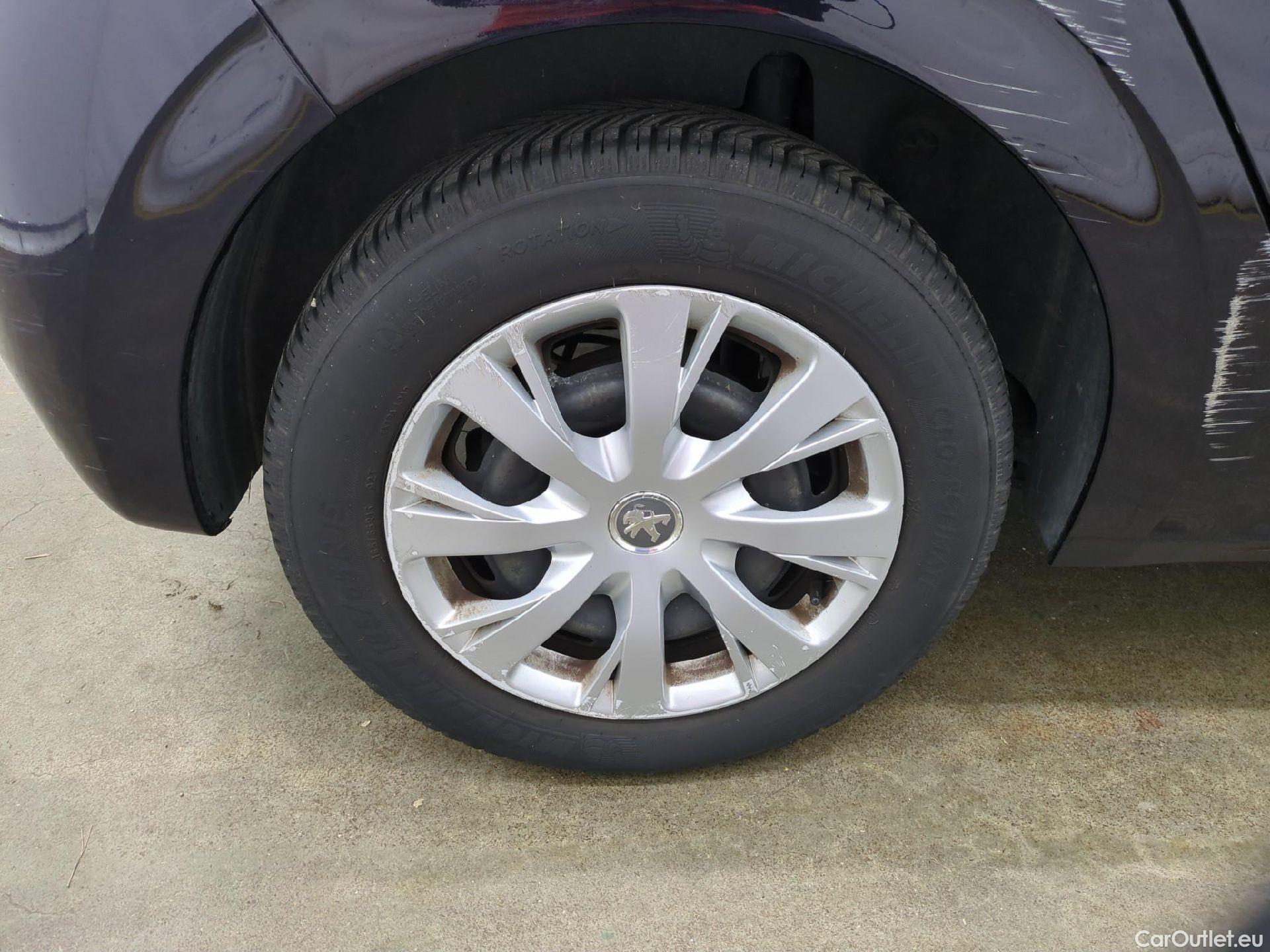  Peugeot  208  Affaire Premium 1.5 HDi 100CV BVM6 E6dT #14