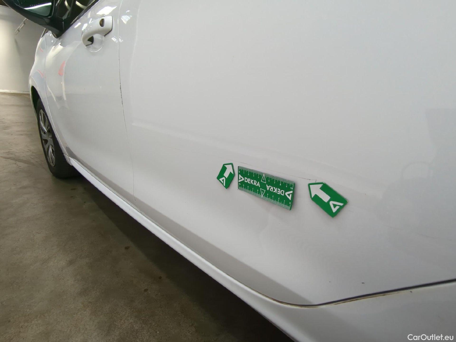  Peugeot  208  Affaire Premium 1.5 HDi 100CV BVM5 E6dT #37