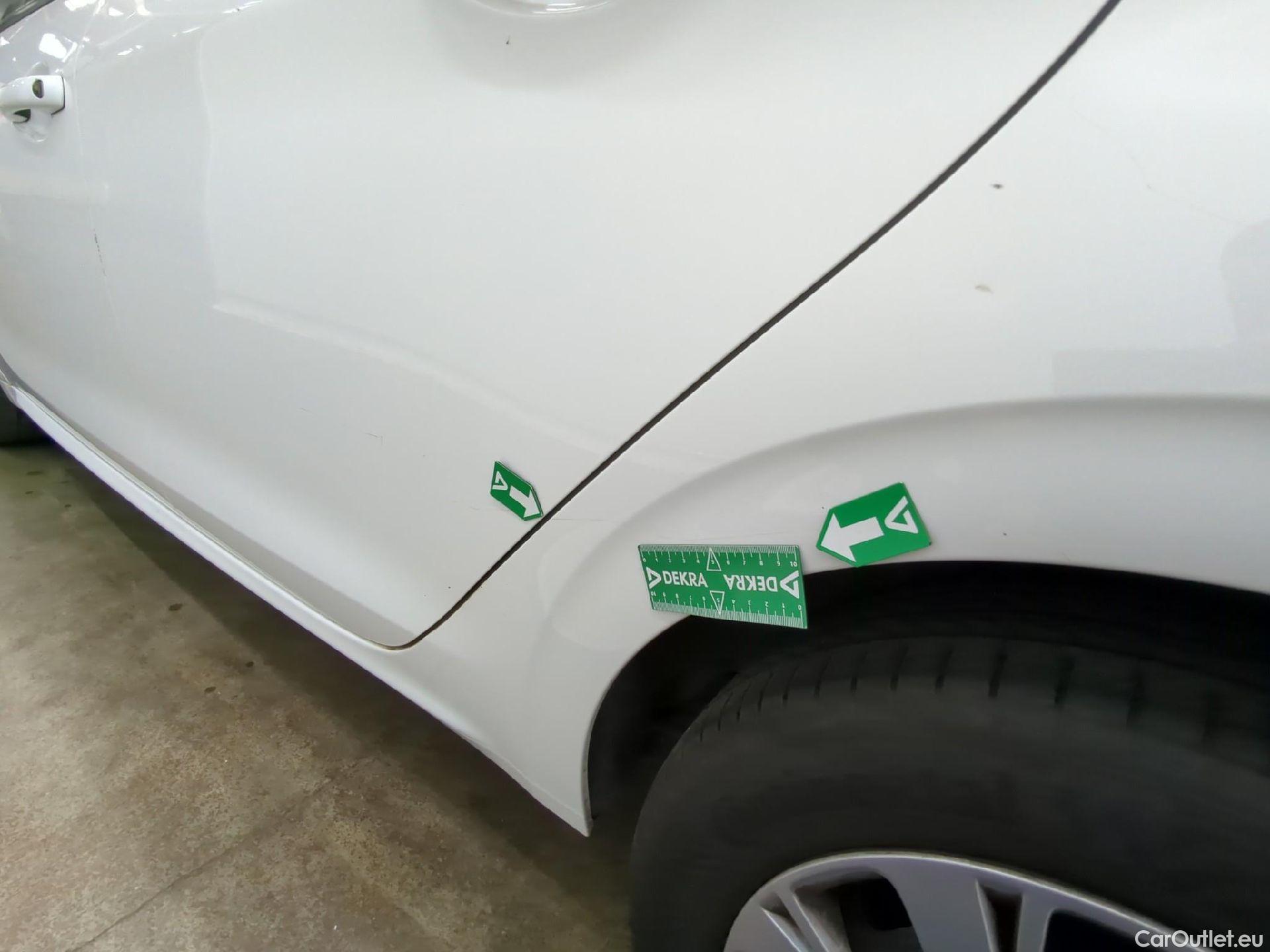  Peugeot  208  Affaire Premium 1.5 HDi 100CV BVM5 E6dT #41