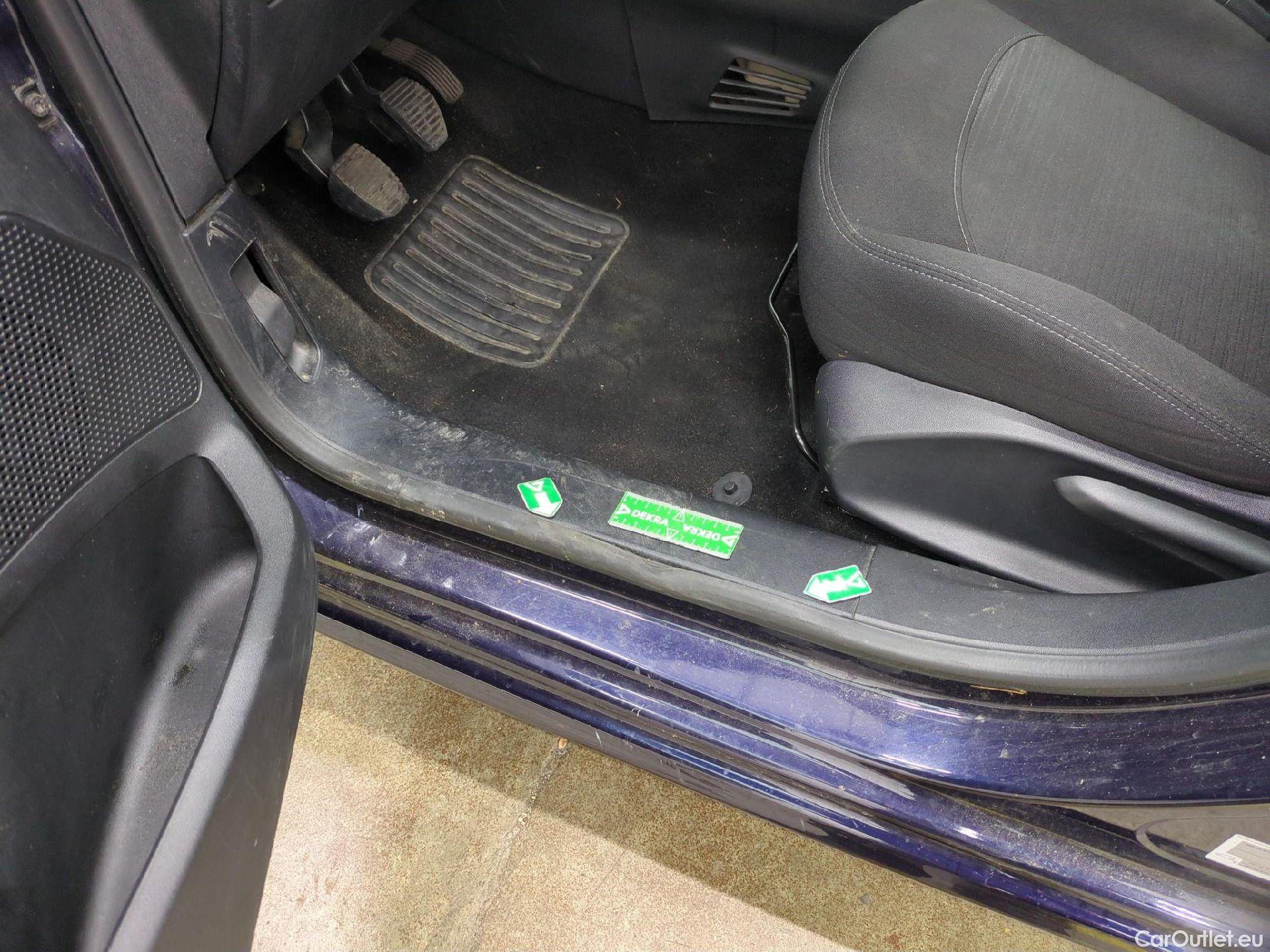  Peugeot  208  Affaire Premium 1.5 HDi 100CV BVM6 E6dT #42