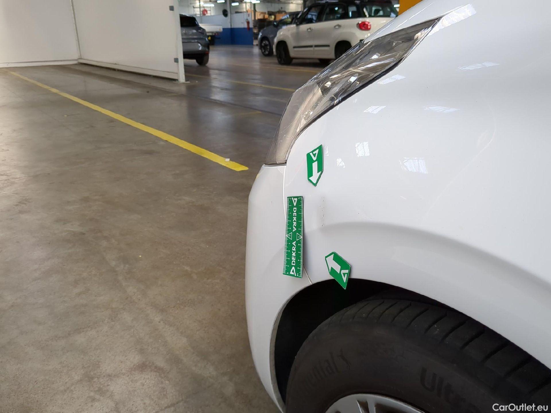  Peugeot  208  Affaire Premium 1.5 HDi 100CV BVM5 E6dT #34