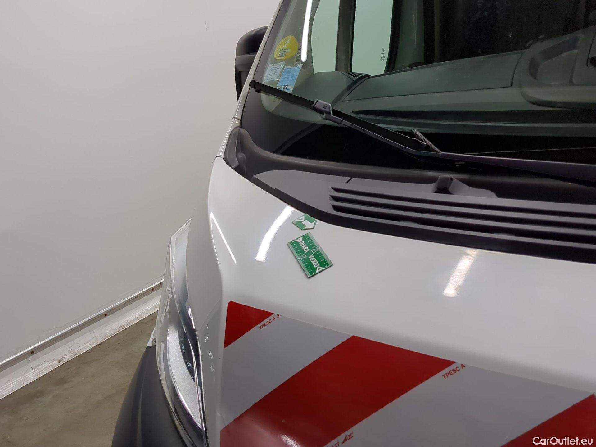  Peugeot  Boxer PEUGEOT  VU 4p Fourgon BLUEHDI 110 PREMIUM 335 L2H2 #57