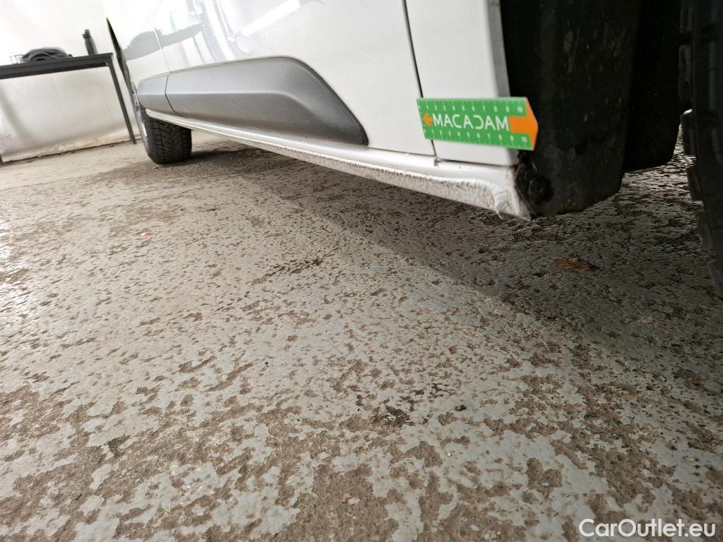  Peugeot  Expert PEUGEOT  / 2016 / 4P / Fourgon tôlé 2.0 BHDI 145 S&S TAILLE M PACK ASPHALT #24