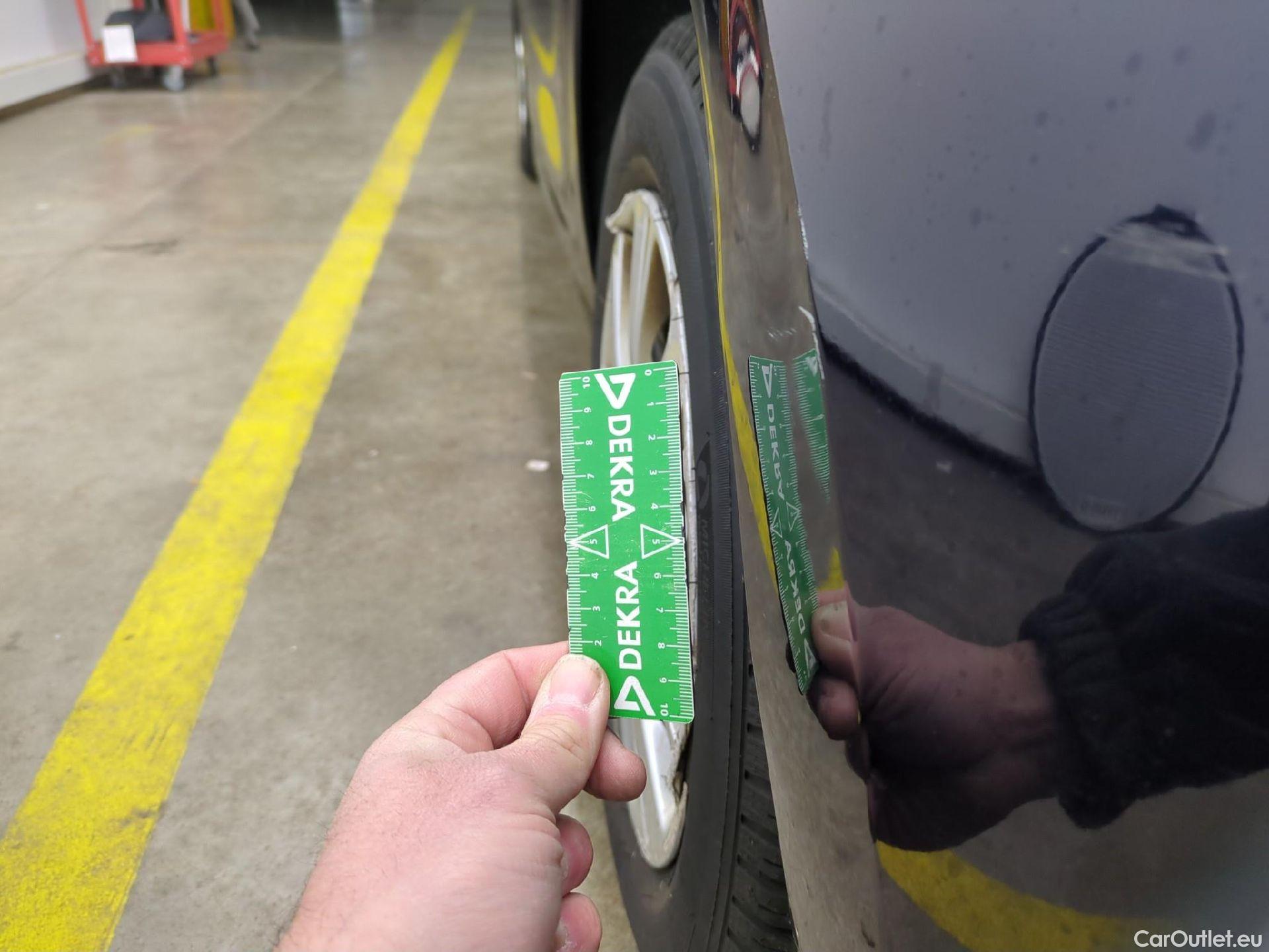  Peugeot  208  Affaire Premium 1.5 HDi 100CV BVM6 E6dT #64