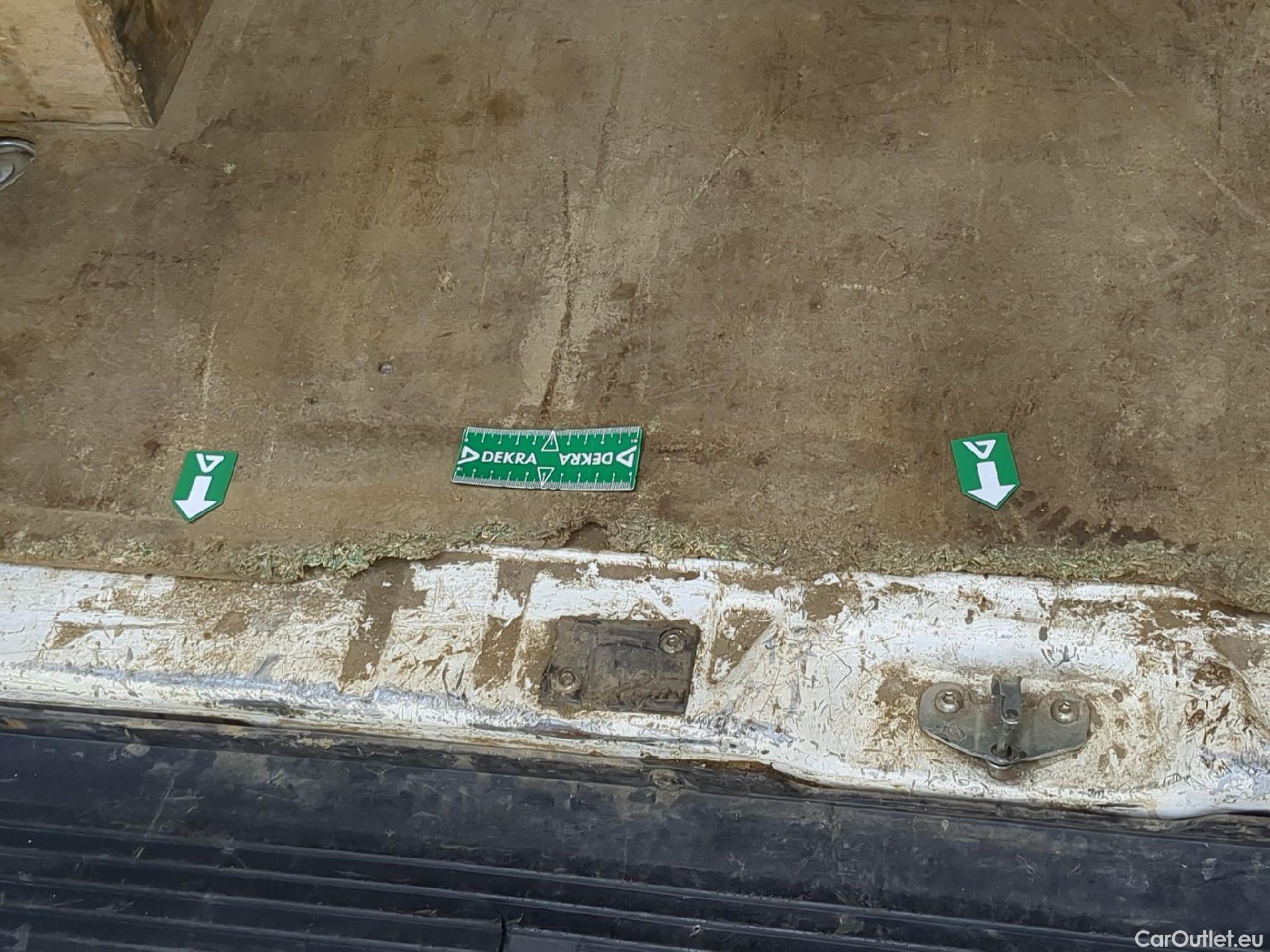  Peugeot  Boxer PEUGEOT  VU 4p Fourgon BLUEHDI 110 PREMIUM 335 L2H2 #4