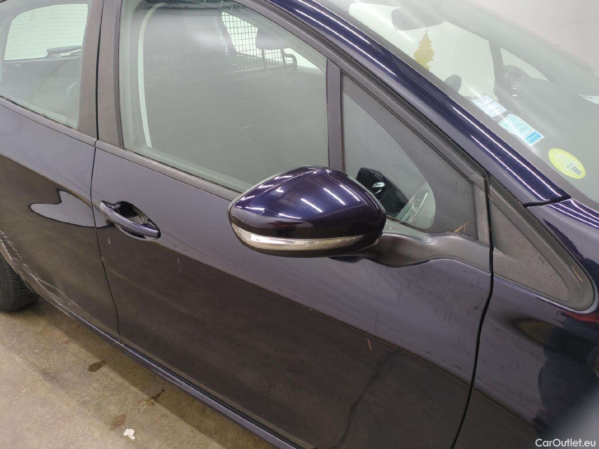  Peugeot  208  Affaire Premium 1.5 HDi 100CV BVM6 E6dT #88