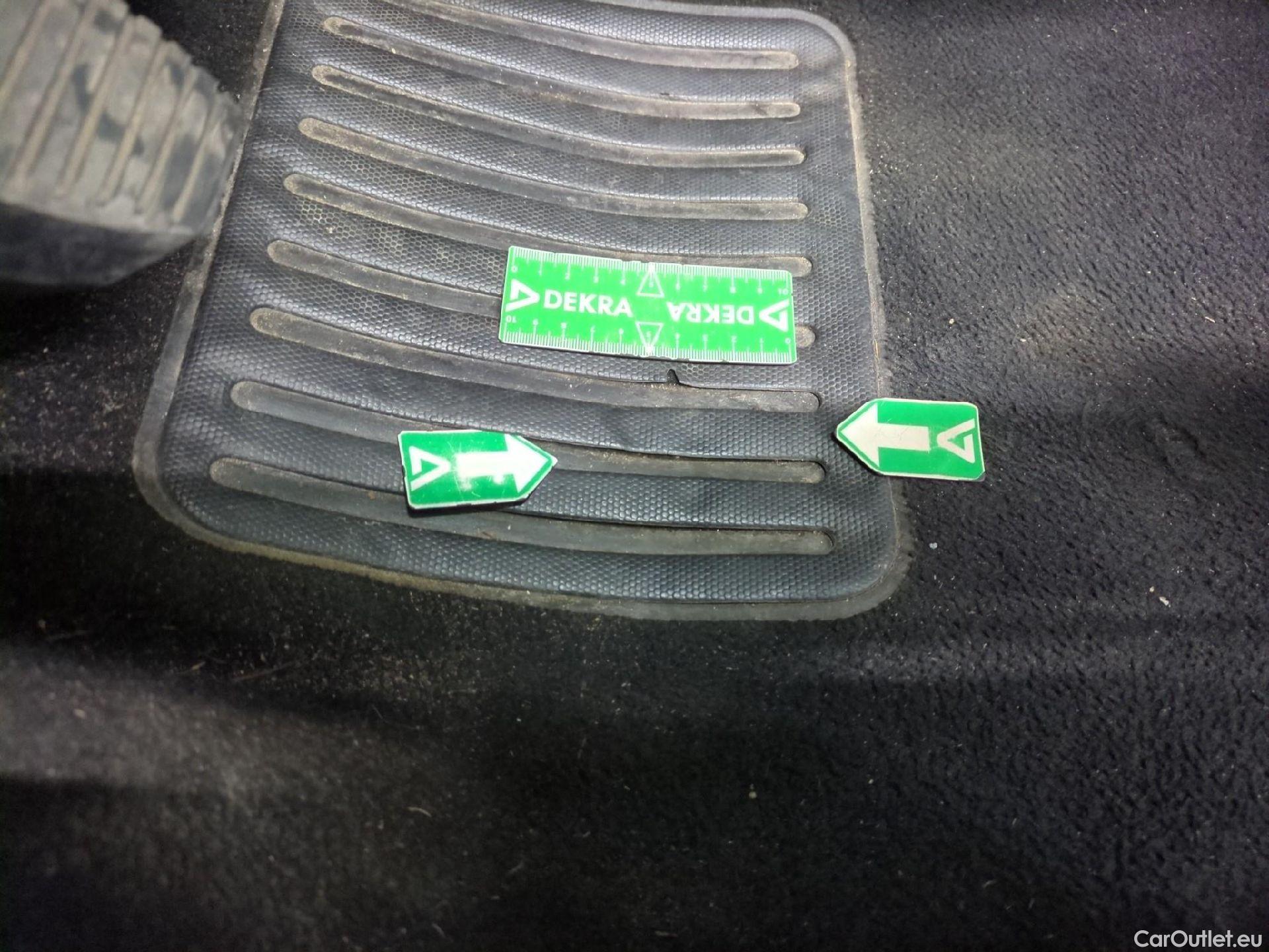  Peugeot  208  Affaire Premium 1.5 HDi 100CV BVM6 E6dT #4