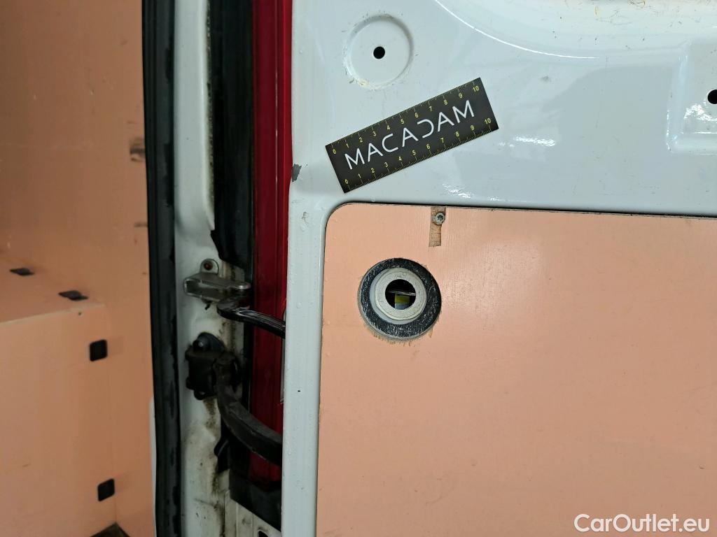  Peugeot  Boxer PEUGEOT  / 2014 / 4P / Fourgon tôlé BlueHDi S&S 140 PREMIUM 335 L2H2 #20