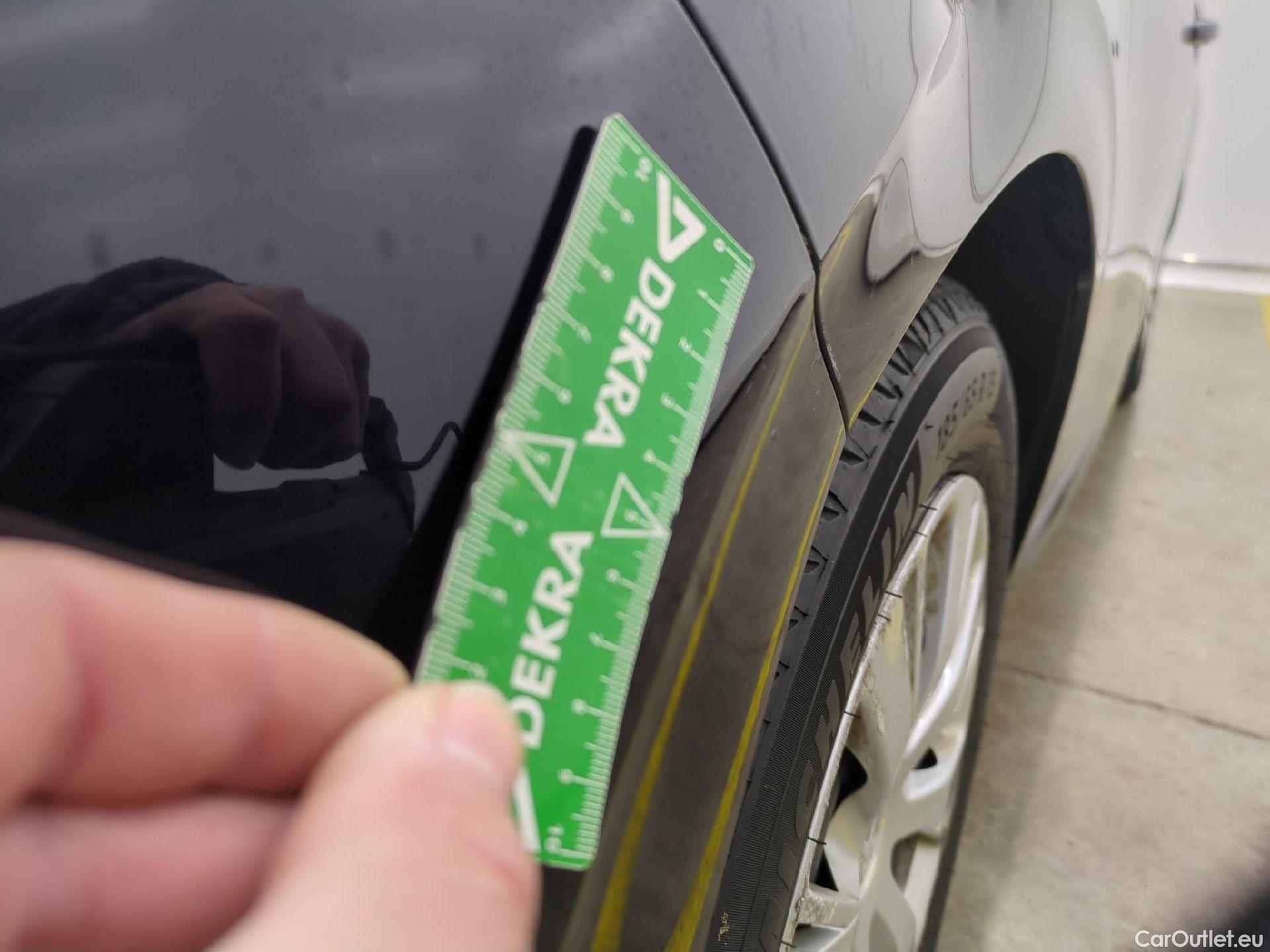  Peugeot  208  Affaire Premium 1.5 HDi 100CV BVM6 E6dT #26