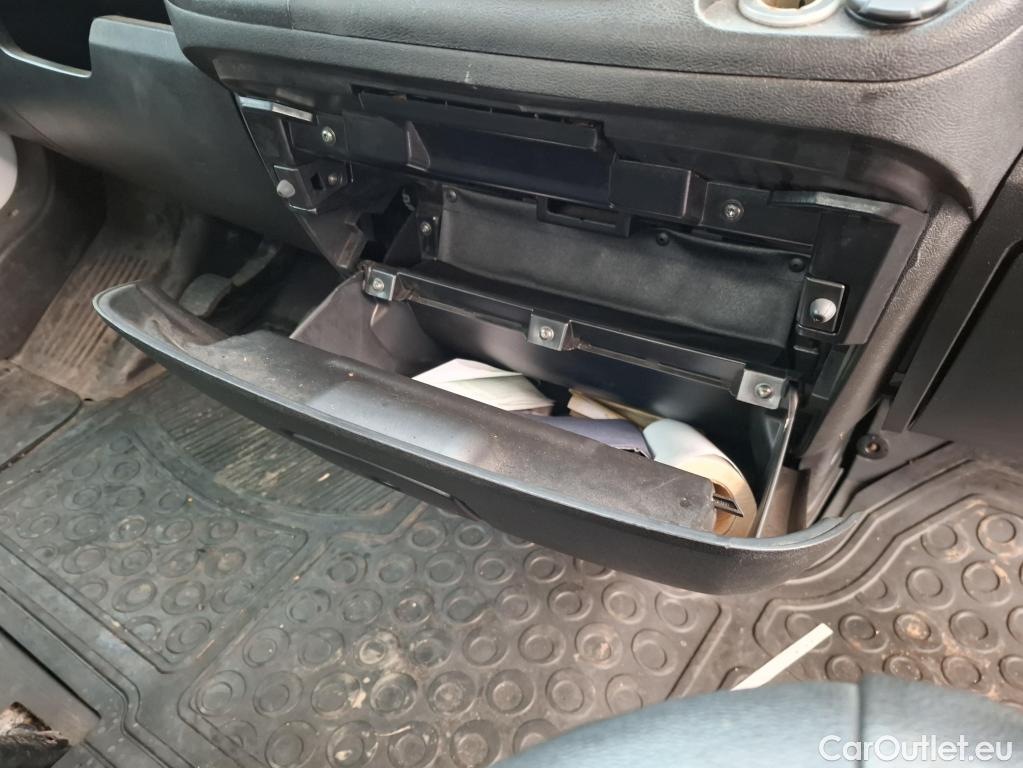  Peugeot  Boxer PEUGEOT  Chassis Cabine DC VU 4p Châssis double cabi BLUEHDI 130 PRO SR 435 L4 #83