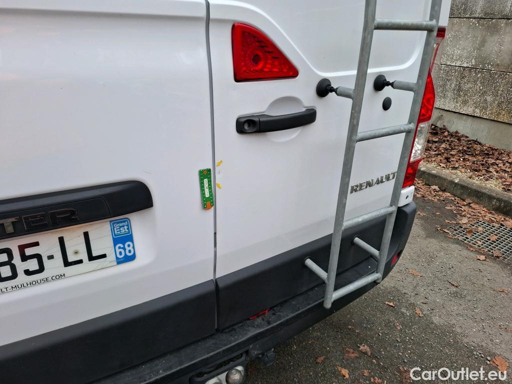  Renault  Master RENAULT  / 2019 / 4P / Fourgon tôlé FG Tr GCF F3300 L2H2 dCi 135 #24