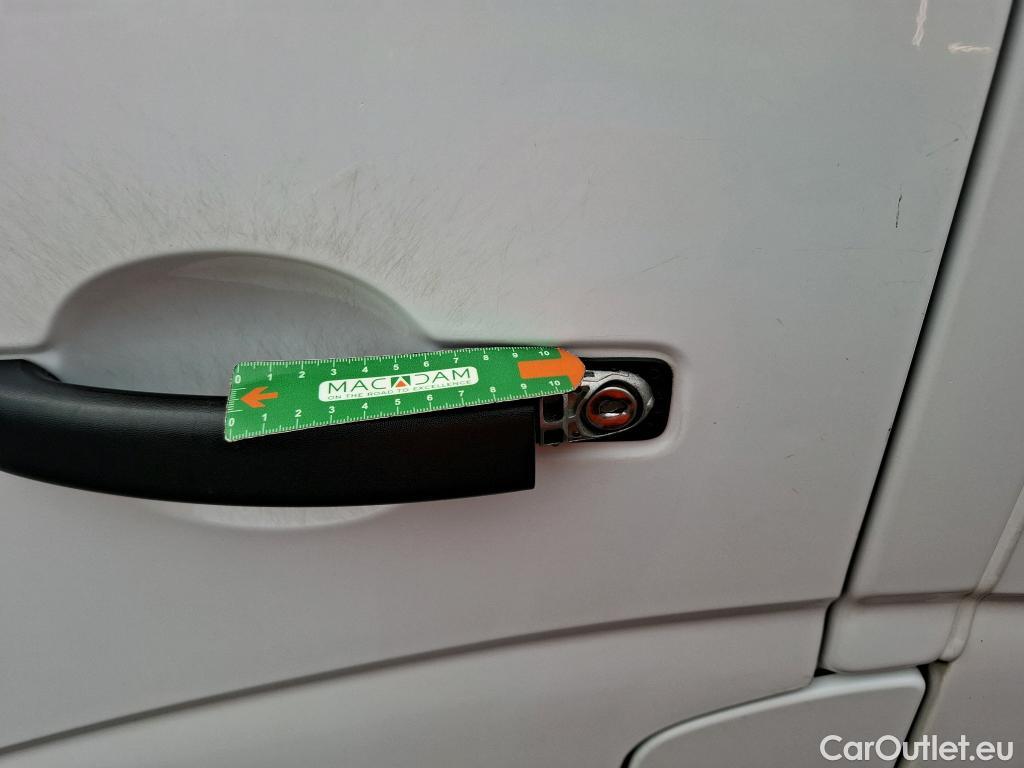  Renault  Master RENAULT  / 2019 / 4P / Fourgon tôlé FG Tr GCF F3300 L2H2 dCi 135 #23