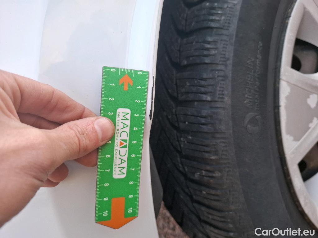  Renault  Clio  IV Air 1.5 dCi 75CV BVM5 E6 #39