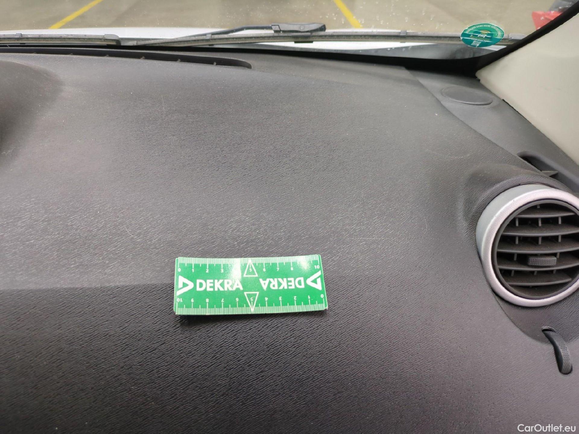  Renault  Kangoo  Express Maxi Grand Confort - Cab. Appr. 1.5 dCi 90CV BVM5 E6 #4