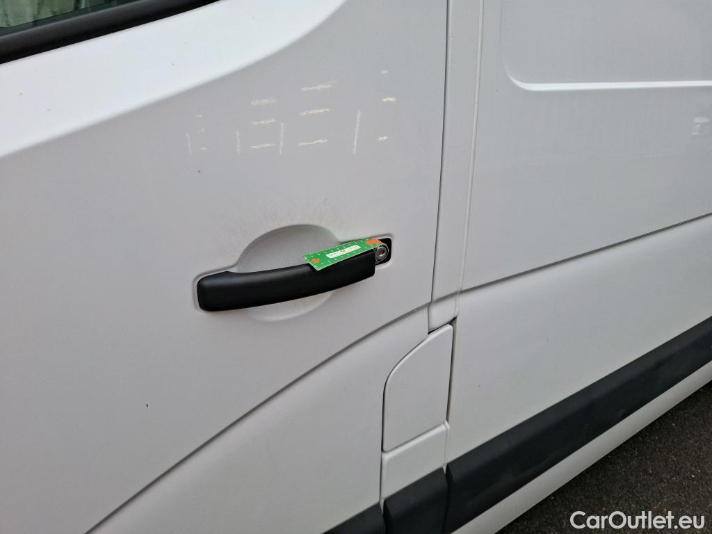  Renault  Master RENAULT  / 2019 / 4P / Fourgon tôlé FG Tr GCF F3300 L2H2 dCi 135 #22