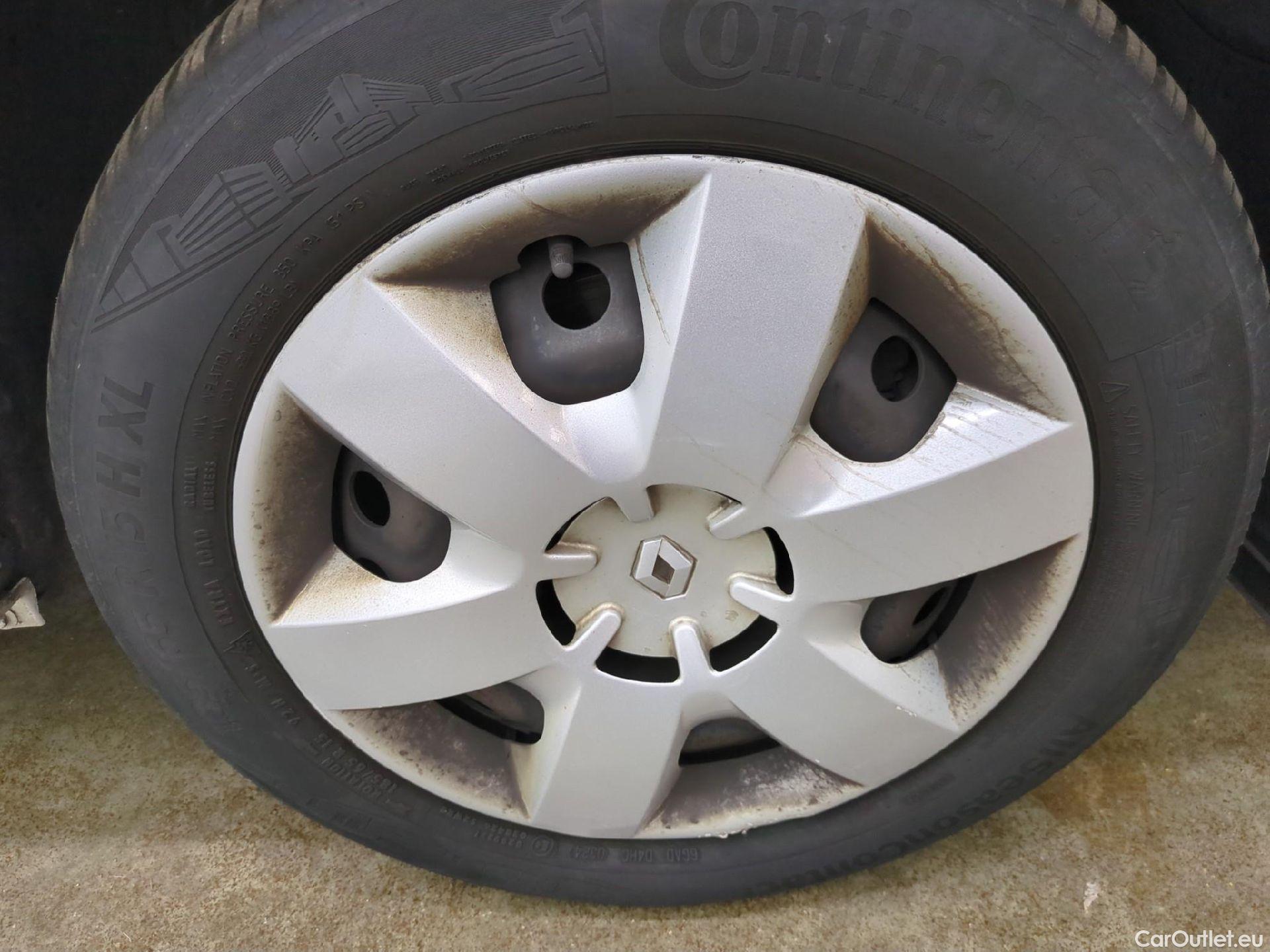  Renault  Kangoo  Express Maxi Grand Confort - Cab. Appr. 1.5 dCi 90CV BVM5 E6 #23