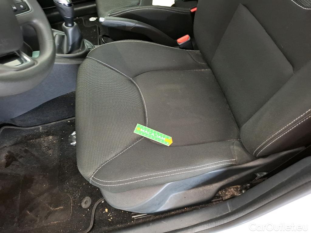  Renault  Clio RENAULT  Société VU 5p Berline Air TCe 75 - 18 #22