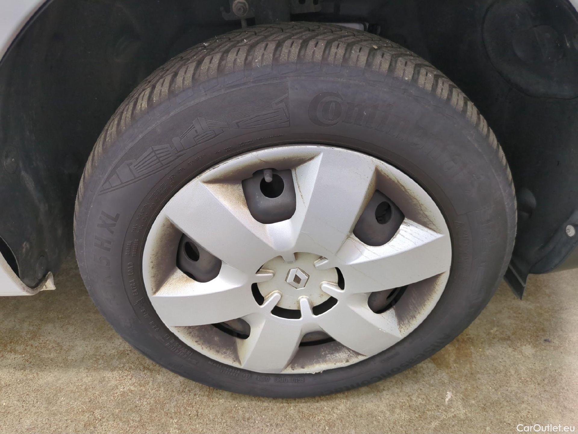  Renault  Kangoo  Express Maxi Grand Confort - Cab. Appr. 1.5 dCi 90CV BVM5 E6 #22