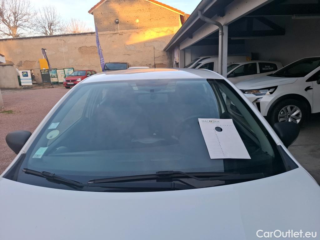  Renault  Clio  IV Air 1.5 dCi 75CV BVM5 E6 #27