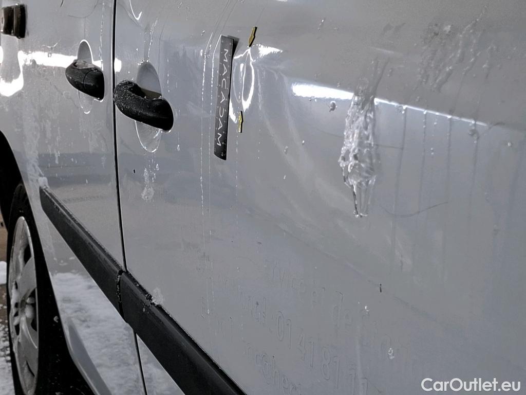  Renault  Kangoo  Express Extra (Série Spéciale) 1.5 dCi 90CV BVM5 E6 #18