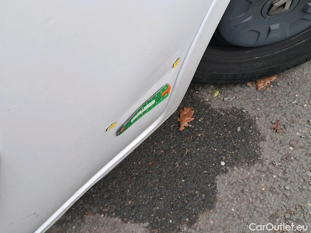  Renault  Master RENAULT  / 2019 / 4P / Fourgon tôlé FG Tr GCF F3300 L2H2 dCi 135 #14