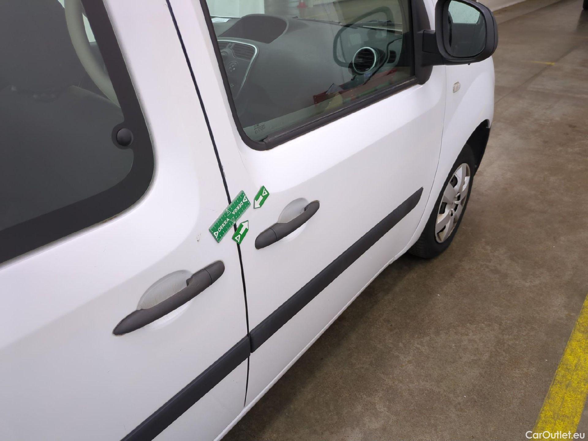  Renault  Kangoo  Express Maxi Grand Confort - Cab. Appr. 1.5 dCi 90CV BVM5 E6 #30