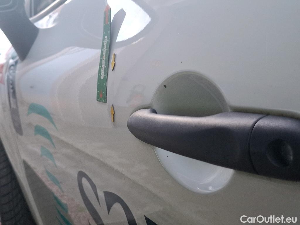  Renault  Clio  IV Air 1.5 dCi 75CV BVM5 E6 #25