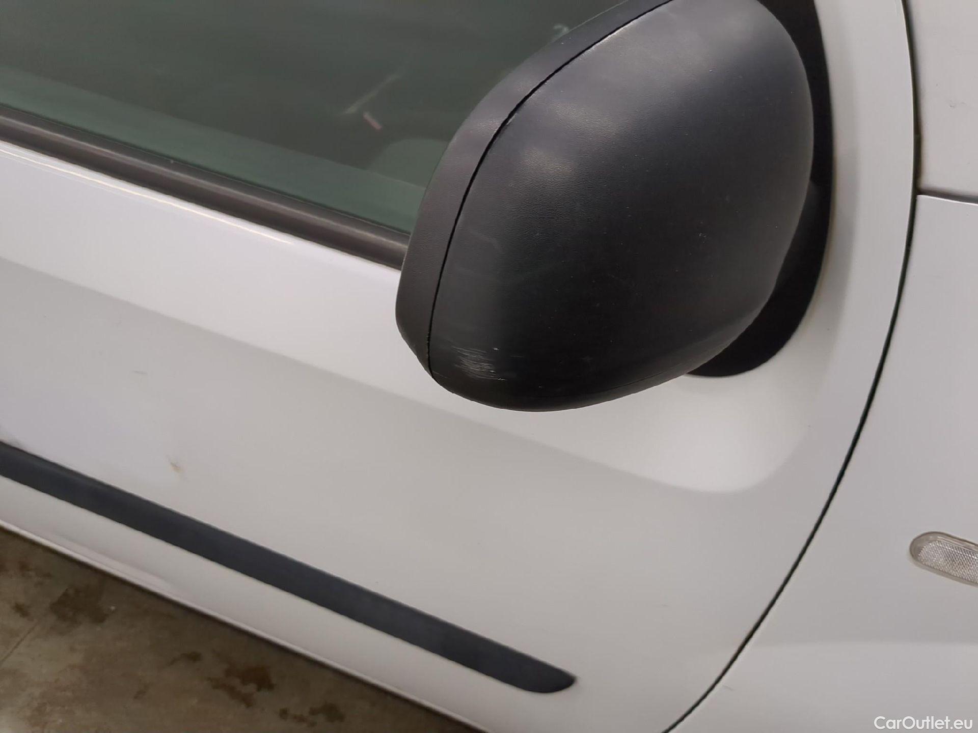  Renault  Kangoo  Express Grand Confort (L1) 1.5 dCi 90CV BVM5 E6 #30