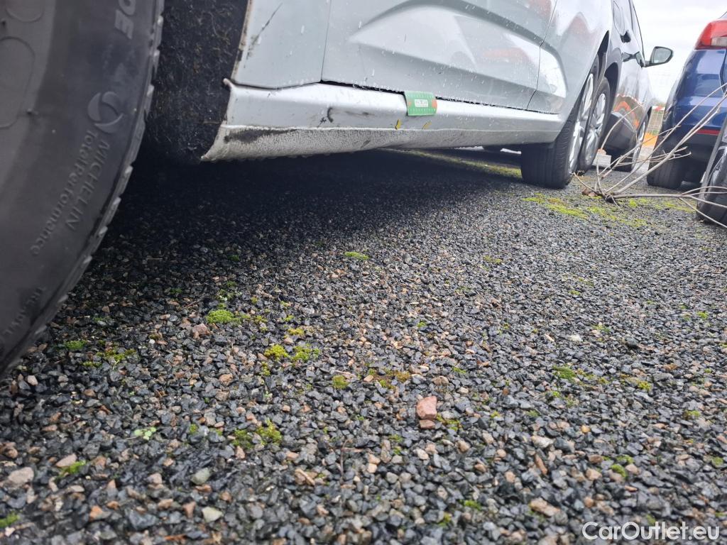  Renault  Megane  IV Berline 5pt. Société Air 1.5 dCi 90CV BVM6 E6 #2